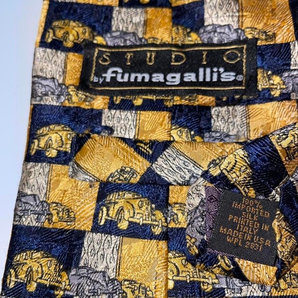 Yellow and navy blue vintage 90s‎ cars Studio by Fumagalli's patterned silk Tie - Picture 4 of 5
